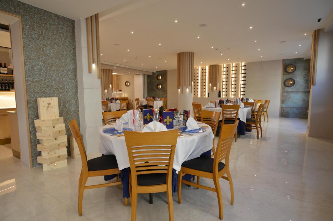 Hotel Ristorante Toscana Alassio Luaran gambar