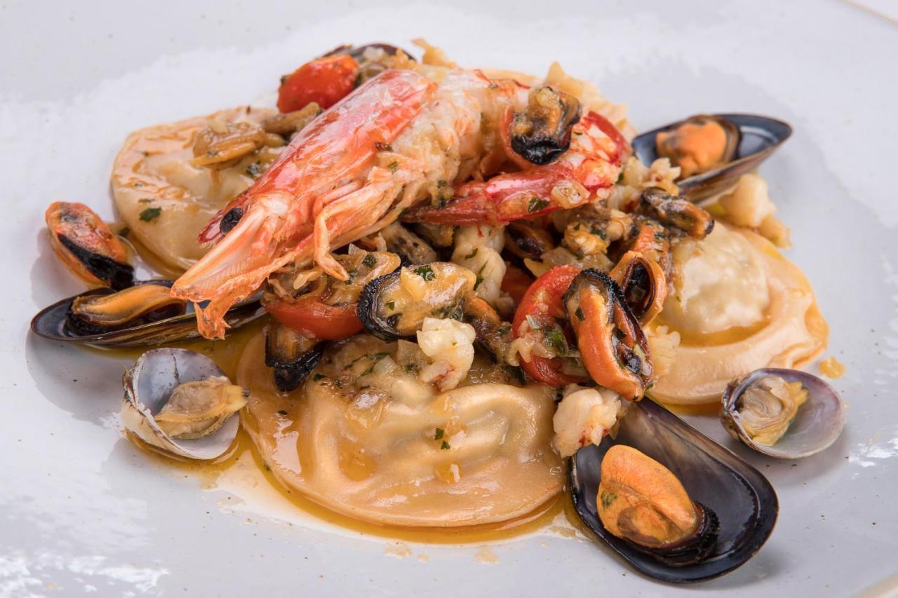 Hotel Ristorante Toscana Alassio Luaran gambar