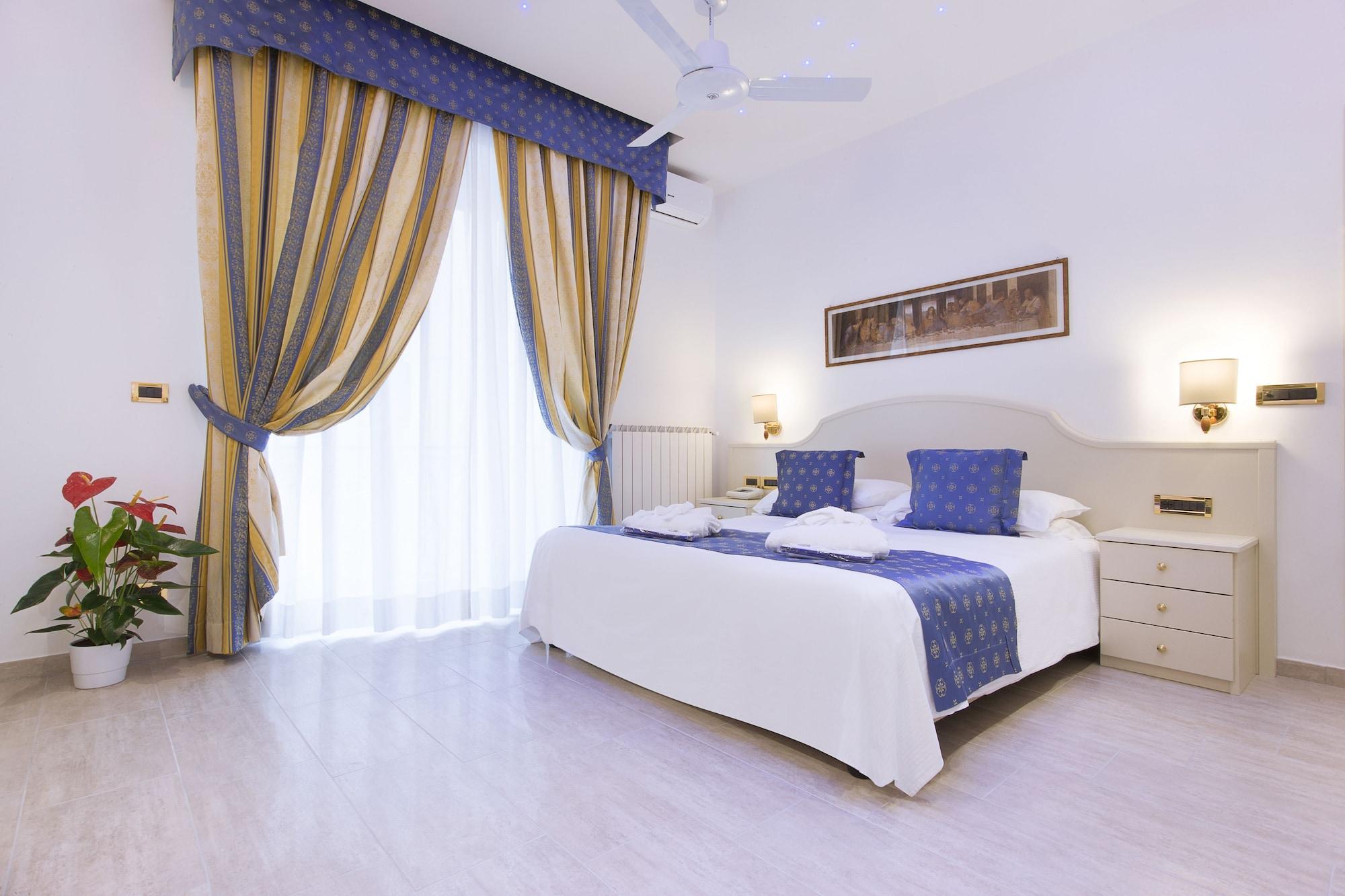 Hotel Ristorante Toscana Alassio Luaran gambar
