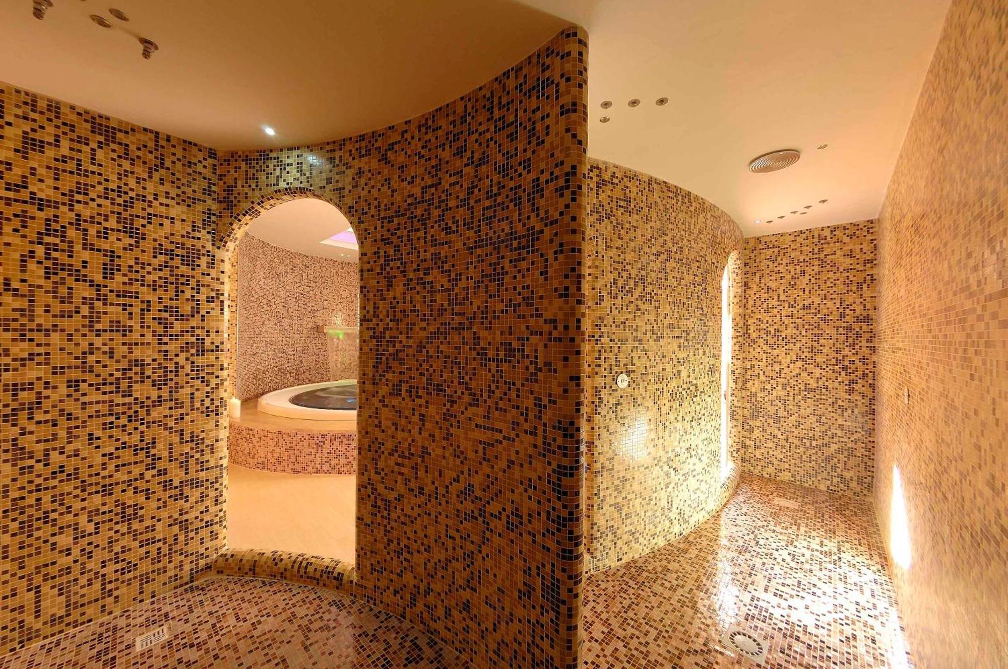Hotel Ristorante Toscana Alassio Luaran gambar